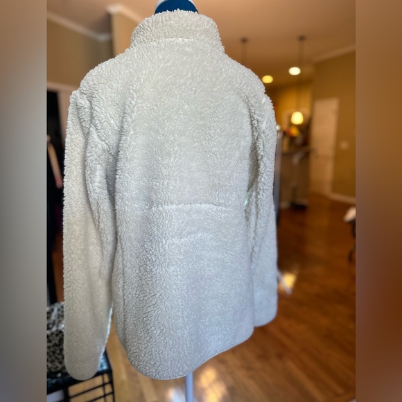 Reversible Winter White Weatherproof Jacket - Teddy Bear Fuzzy Side Sz Medium - Picture 5 of 9